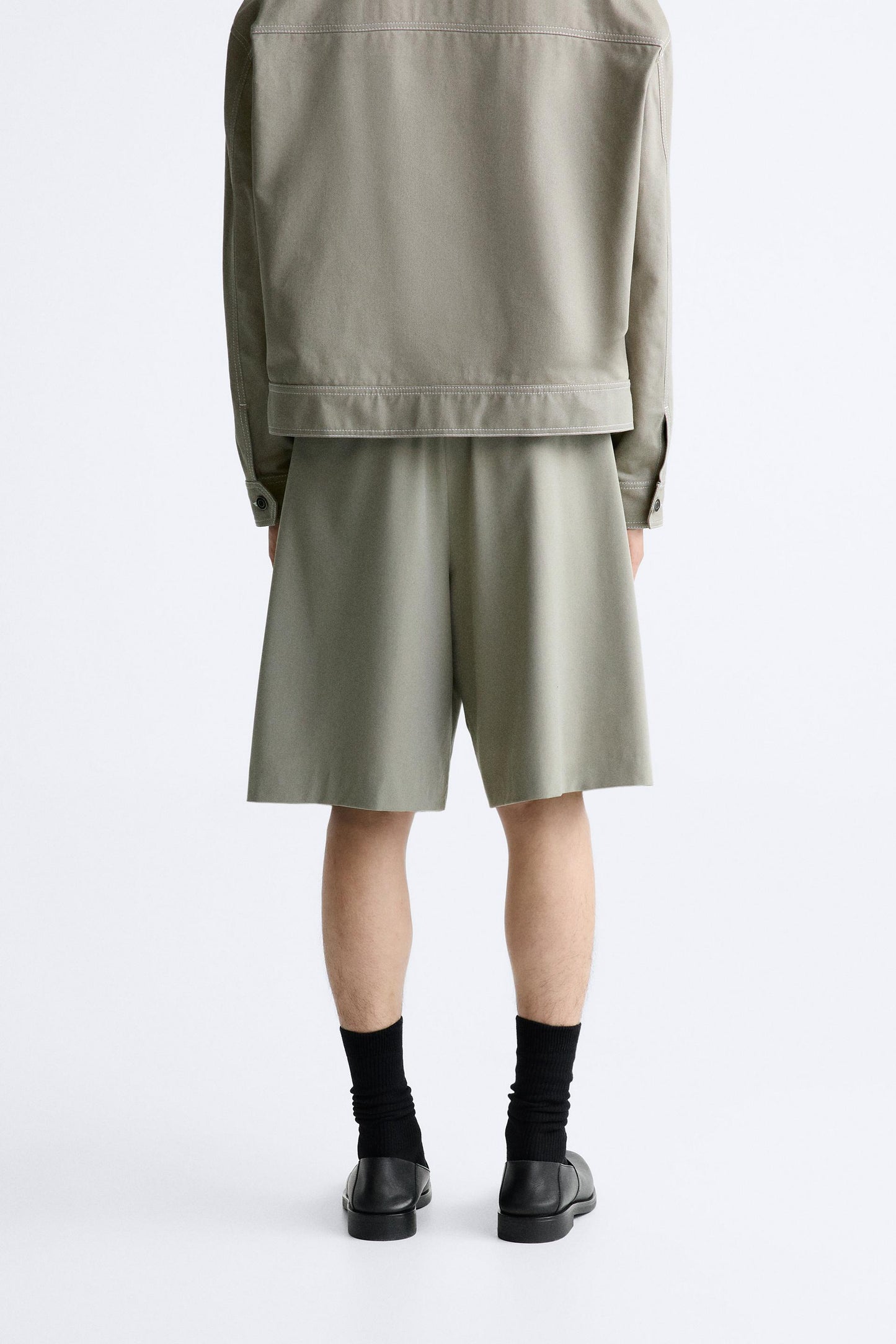 ZARA FLOWING BERMUDA SHORTS WITH PLEATS | ZARA MAN