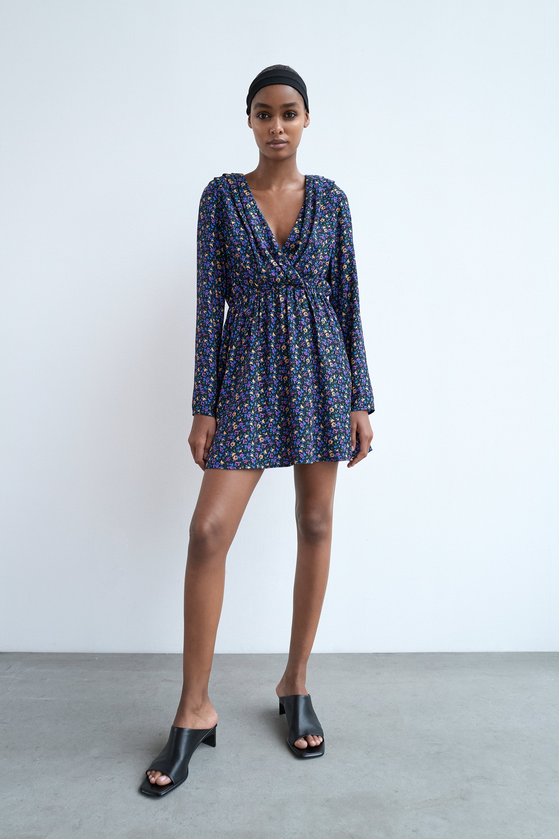 Zara navy hotsell floral dress